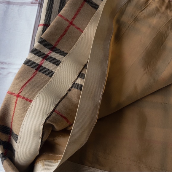 Vintage Plaid Skirt Size Large Fringe Detail at Bottom - Picture 6 of 11